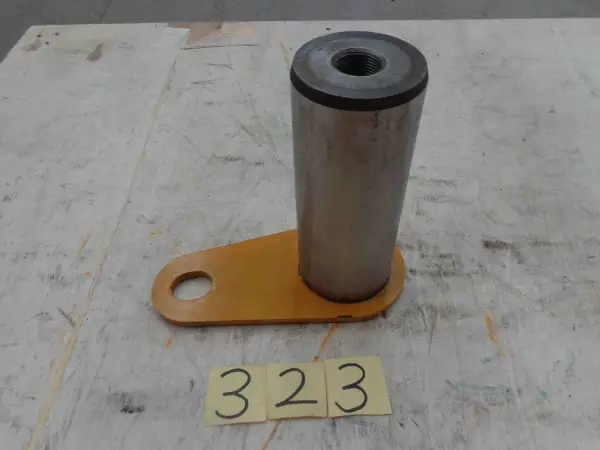 Палец D=90 мм, L=225 мм (тяга - коромысло) CLG 888