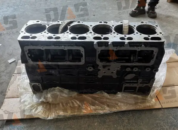 Блок цилиндров двигателя YC6108G