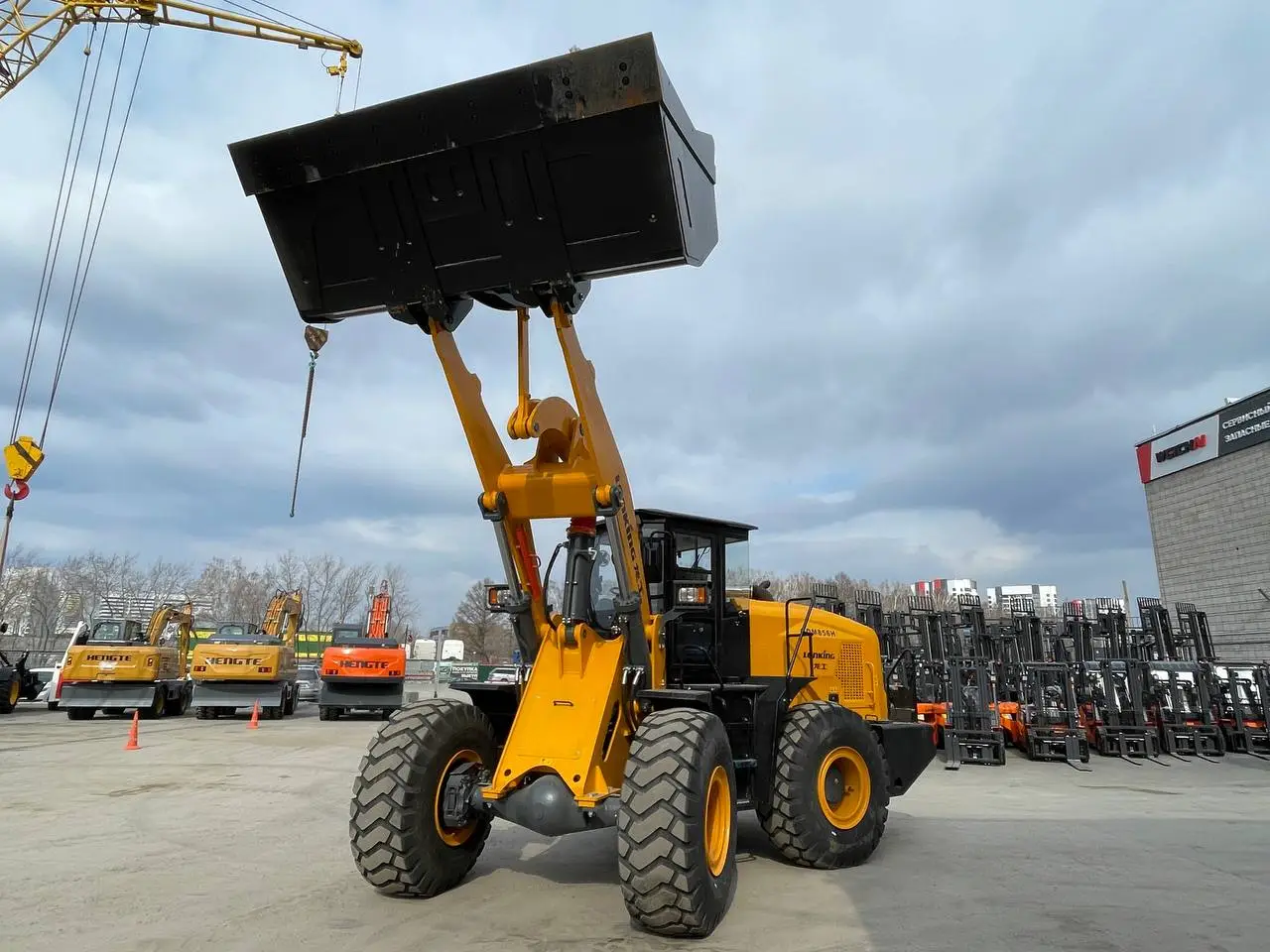 Фронтальный погрузчик Lonking LG855GB (габарит)