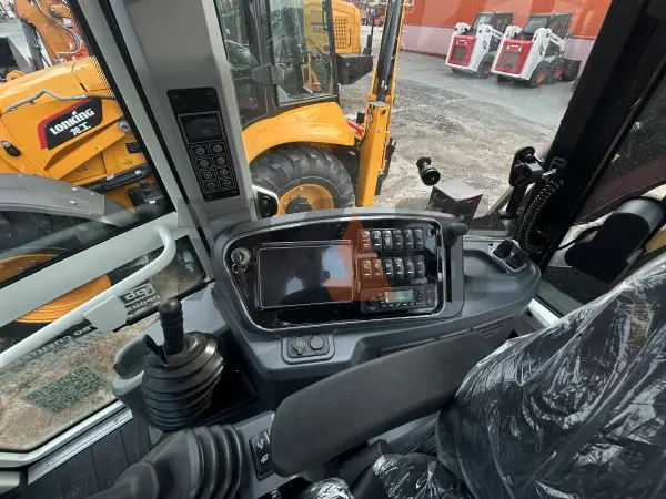 Экскаватор-погрузчик Профессионал PB991S купить в Иркутске