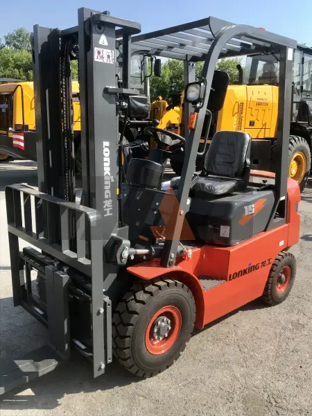 Дизельный вилочный погрузчик Lonking FD15T купить в Иркутске