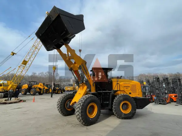 Фронтальный погрузчик CDM856H купить в Иркутске